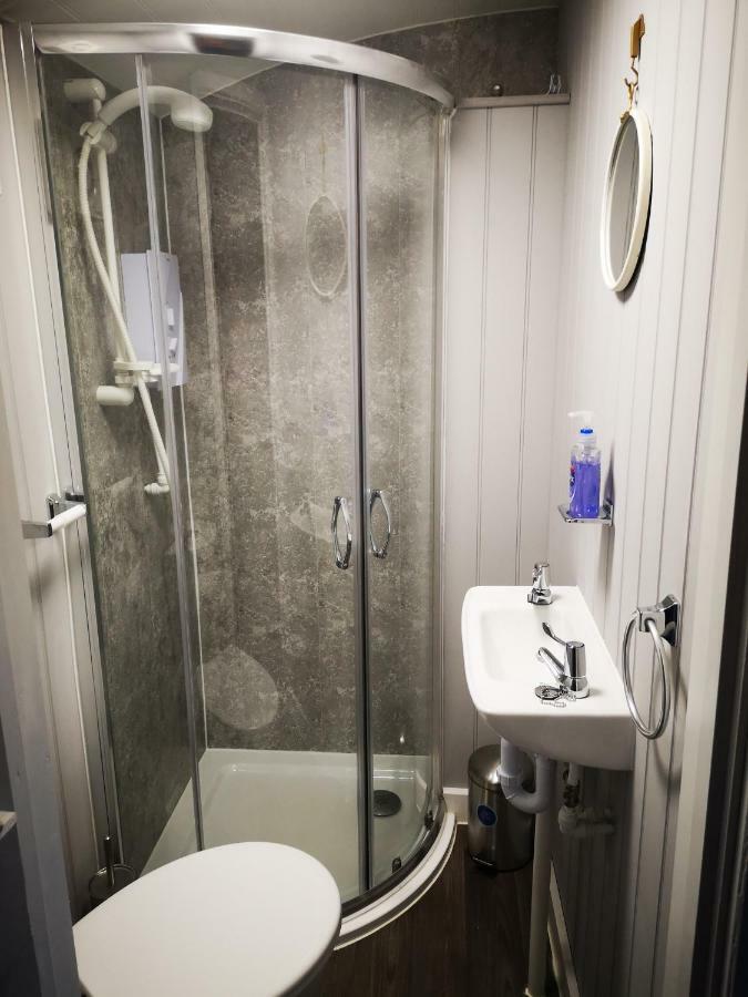 הוילה לנדרינדוד וולס Pen-Rhos Luxury Glamping "Cuckoo'S Nest" מראה חיצוני תמונה